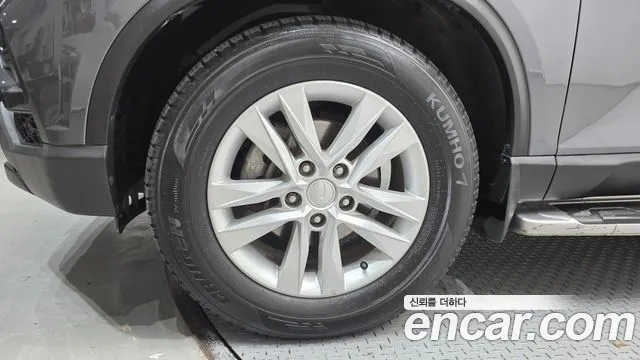 KGM Rexton 2019 thumb 6