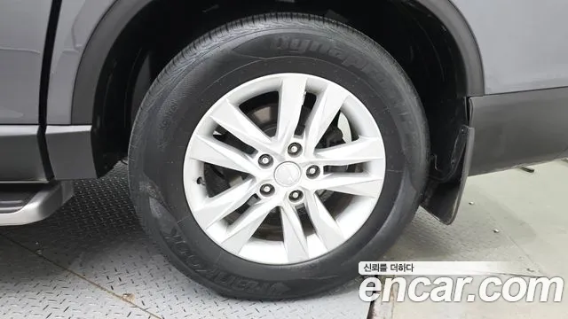 KGM Rexton 2019 thumb 8