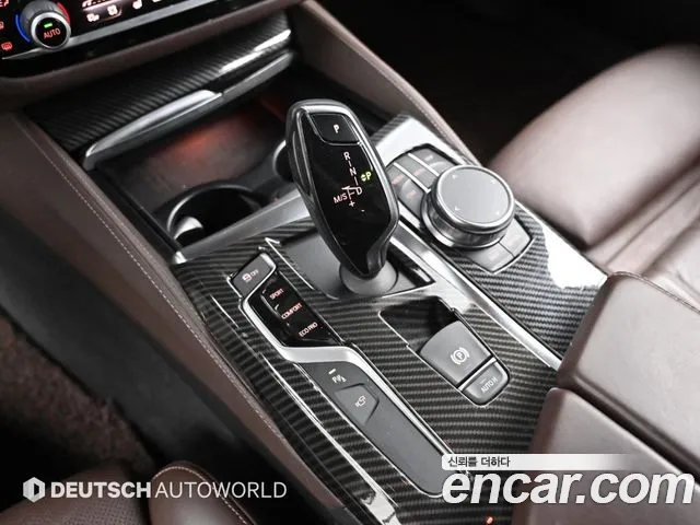 BMW 5 серии 2018 thumb 7