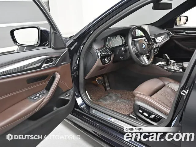 BMW 5 серии 2018 thumb 8