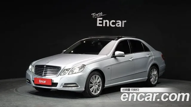 Mercedes-Benz E-Class 2012 thumb 8