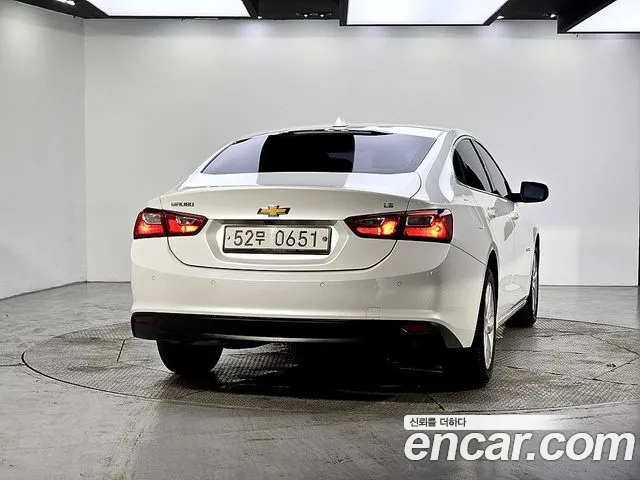 Chevrolet Malibu 2016 thumb 9