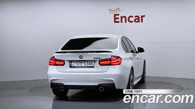 BMW 3 серии 2018 thumb 12