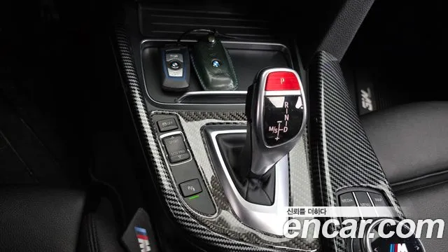 BMW 3 серии 2018 thumb 4
