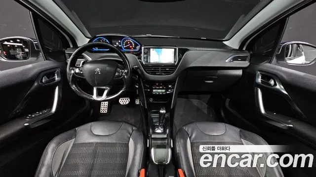 Peugeot 2008 2015 thumb 9