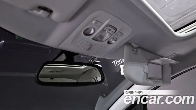 Peugeot 2008 2015 thumb 12