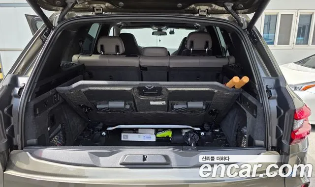 BMW X5 M 2022 thumb 5