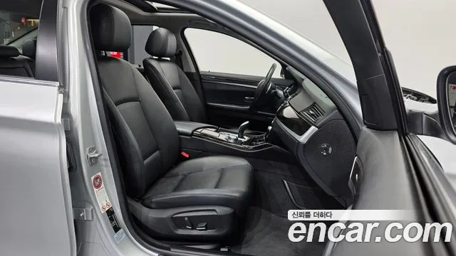 BMW 5 серии 2014 thumb 2