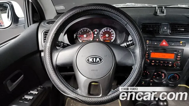 Kia morning 2010 thumb 11