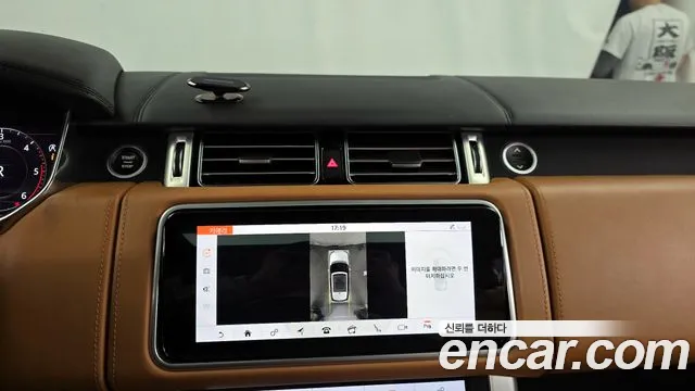Land Rover Range Rover 2018 thumb 7