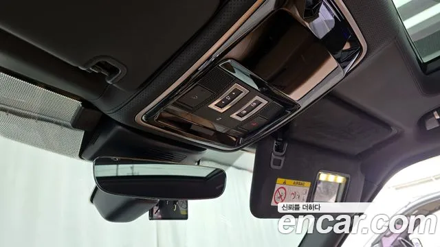 Land Rover Range Rover 2018 thumb 5
