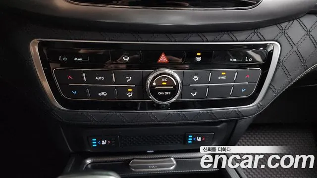 KGM Rexton 2020 thumb 10