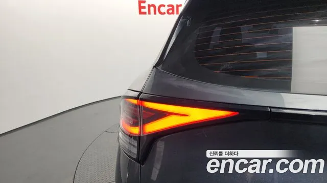 Kia Hybrid 2022 thumb 12