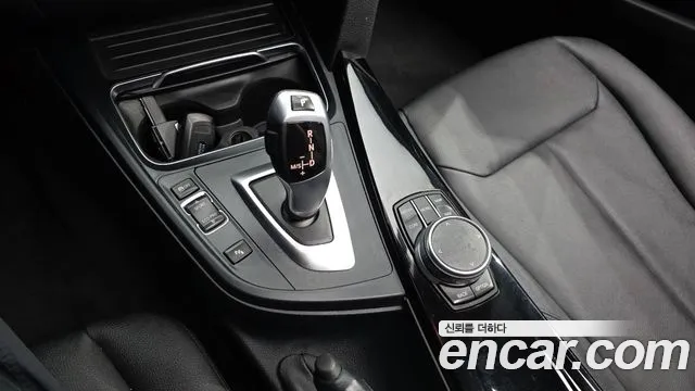 BMW 3 серии 2017 thumb 12