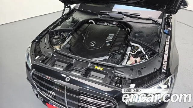 Mercedes-Benz S-Class 2021 thumb 6
