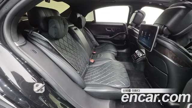 Mercedes-Benz S-Class 2021 thumb 12