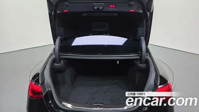 Mercedes-Benz S-Class 2021 thumb 2