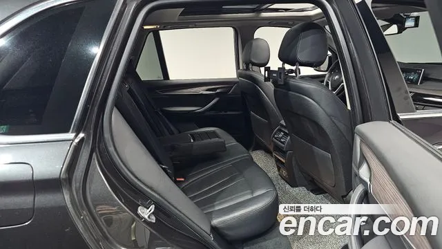 BMW X5 2017 thumb 8