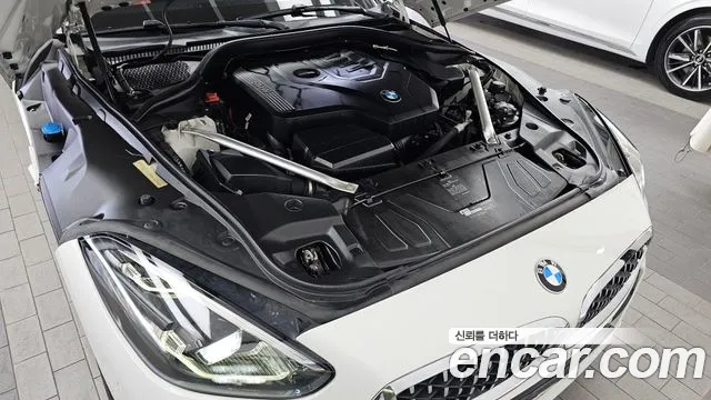BMW Z4 2019 thumb 5