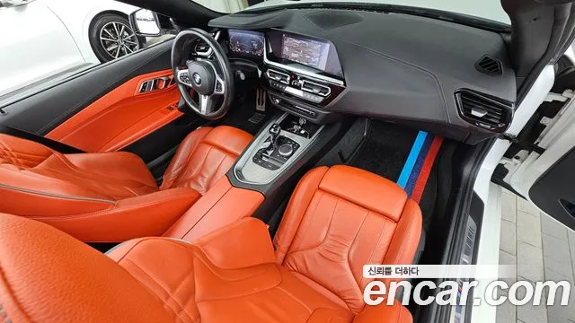 BMW Z4 2019 thumb 12
