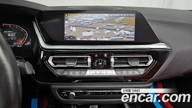 BMW Z4 2019 thumb 10