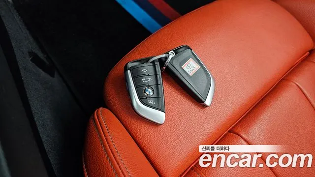 BMW Z4 2019 thumb 9