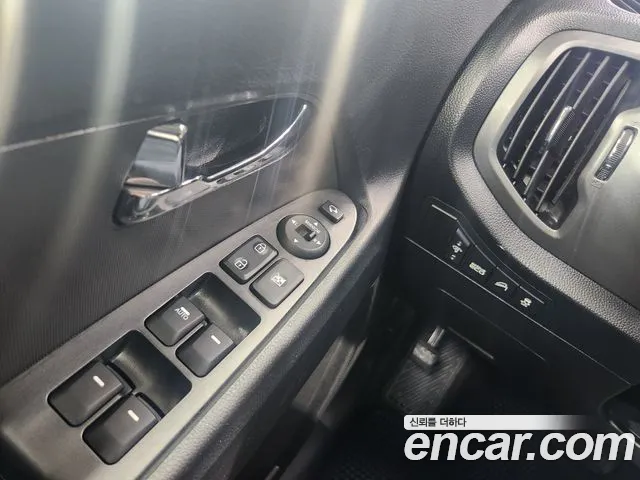 Kia Sportage 2012 thumb 5