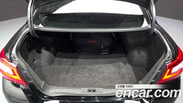 Nissan Altima 2017 thumb 6