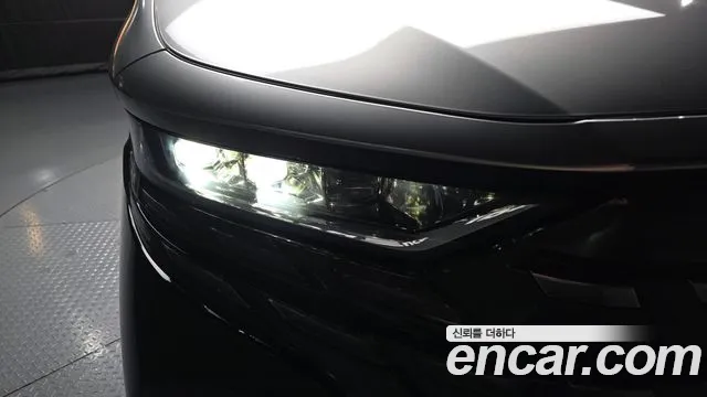Toyota Alphard 2025 thumb 10