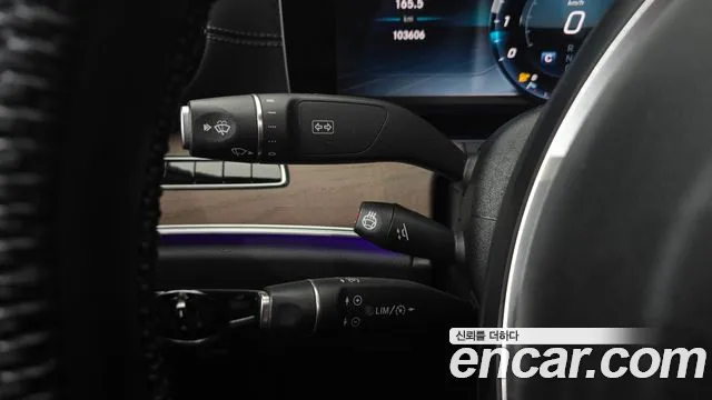Mercedes-Benz E-Class 2018 thumb 8
