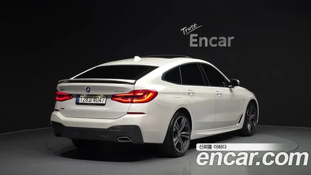 BMW 6 серии Gran Turismo 2023 thumb 8