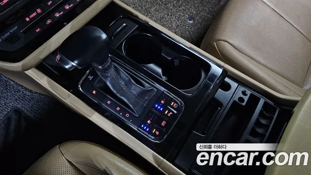 Kia Carnival 2016 thumb 9