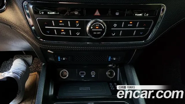KGM Rexton Sports Khan 2021 thumb 5