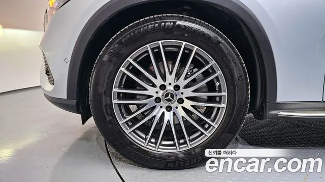 Mercedes-Benz GLC 2025 thumb 4