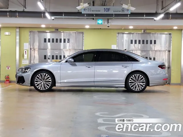 Audi A8 2023 thumb 7