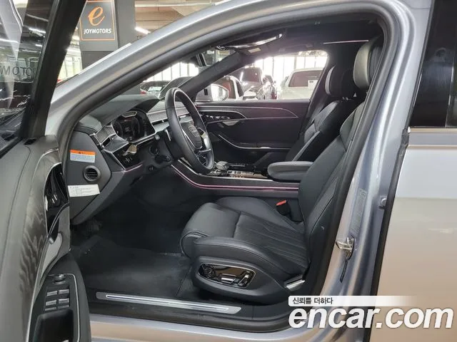 Audi A8 2023 thumb 4