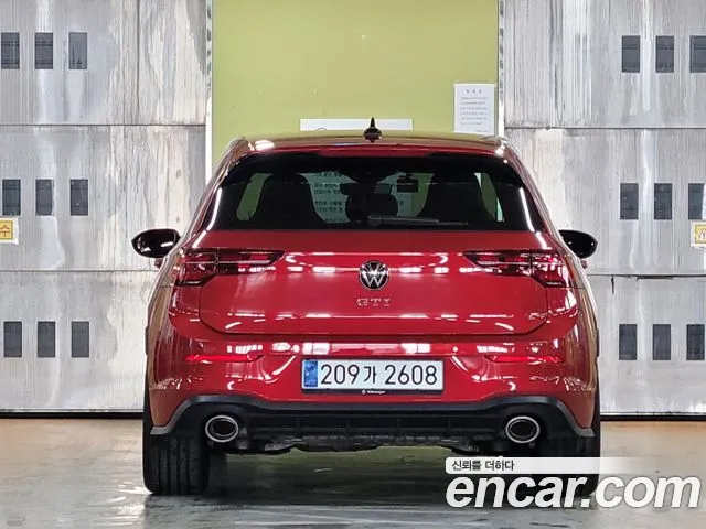 Volkswagen Golf 2023 thumb 9