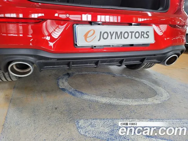 Volkswagen Golf 2023 thumb 12