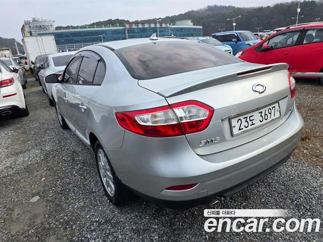 Renault SM3 2010 thumb 6