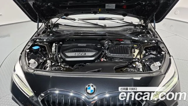 BMW 1 серии 2021 thumb 12