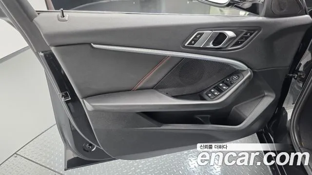 BMW 1 серии 2021 thumb 4