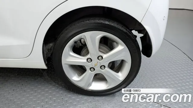 Chevrolet Spark 2016 thumb 4