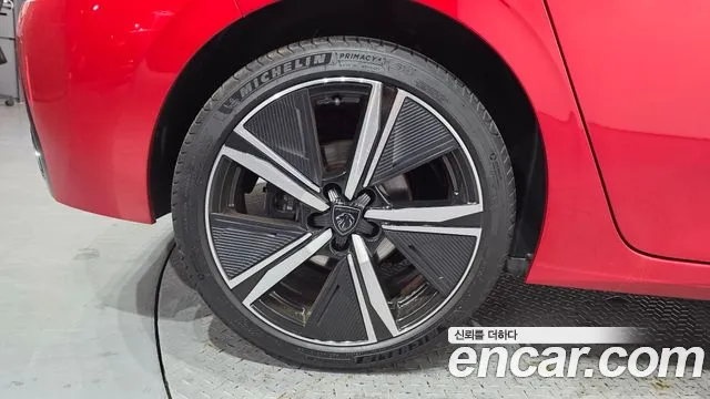 Peugeot 308 2025 thumb 6