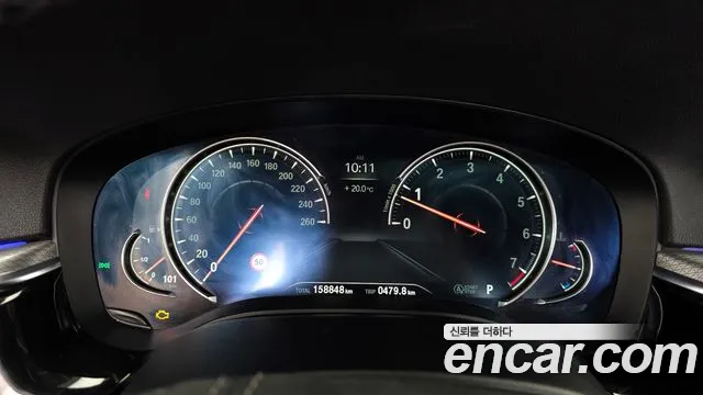 BMW 5 серии 2018 thumb 12