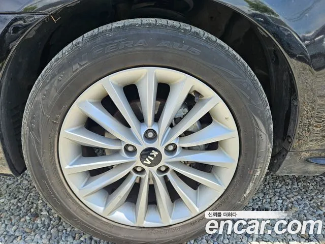 Kia Lotze 2008 thumb 7