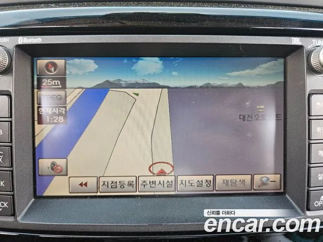 Kia Lotze 2008 thumb 10