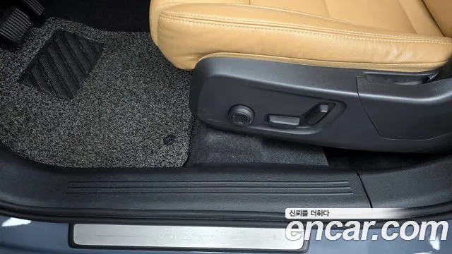 Volvo XC40 2021 thumb 4