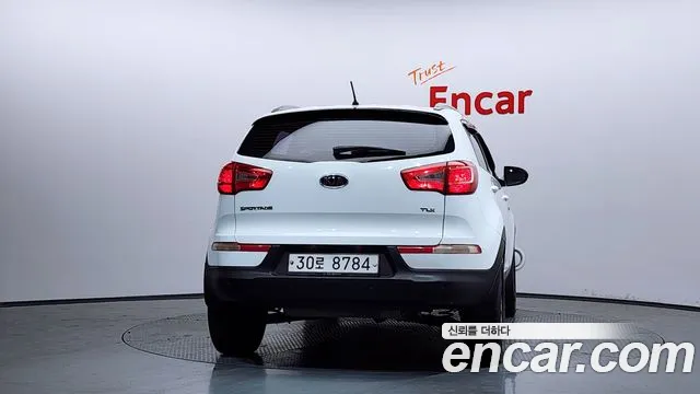 Kia Sportage 2011 thumb 10