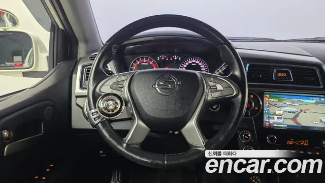 KGM Korando 2017 thumb 10