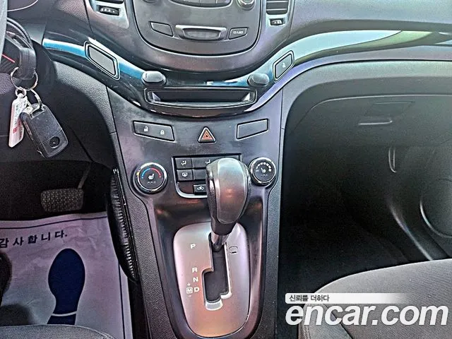 Chevrolet Orlando 2012 thumb 2